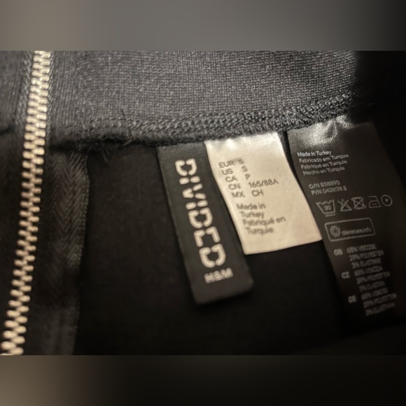 Mini high waisted Skirt - Picture 3 of 7